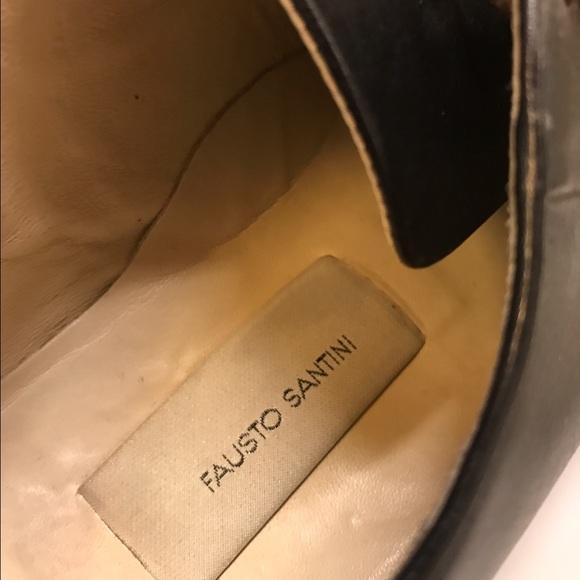 Shoes - Picture 2 of 4