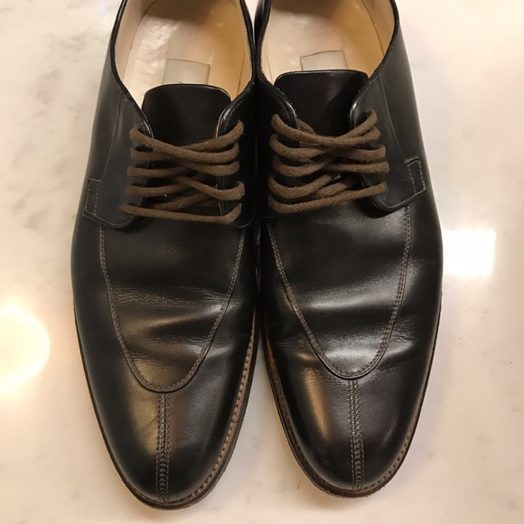 Shoes - Picture 3 of 4