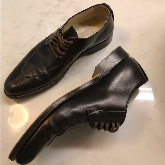 Shoes - Picture 4 of 4