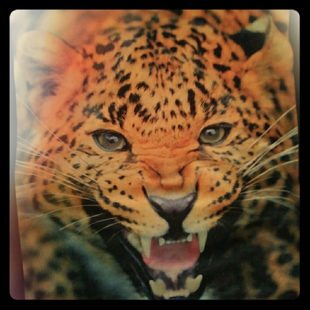 Tank top with great design in front