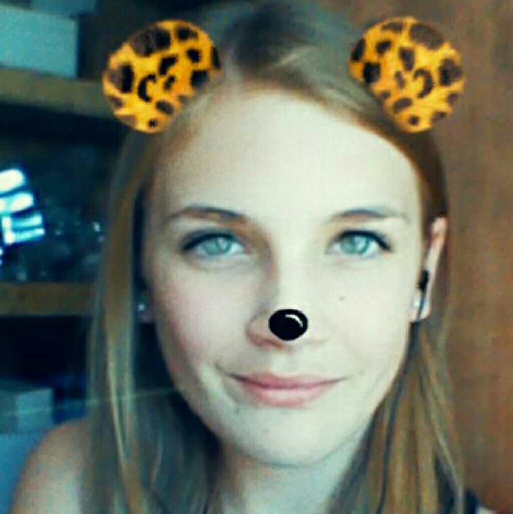 Meet your Posher, Vivian