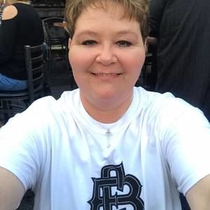 Meet your Posher, Kelley