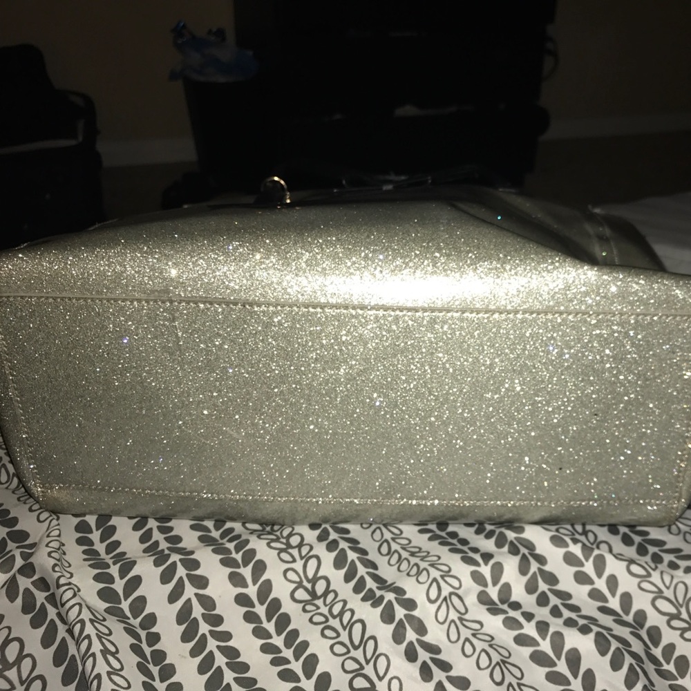 Purse - Picture 4 of 5