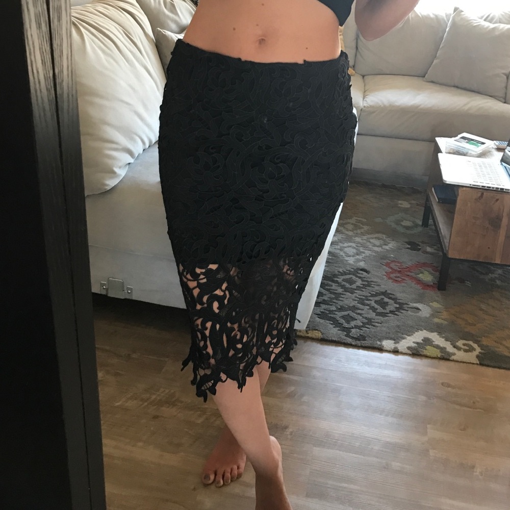 Dailylook black pencil skirt