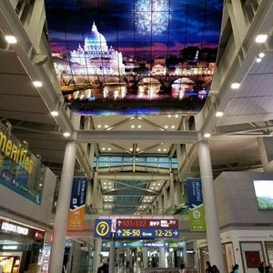 Meet your Posher, Marion