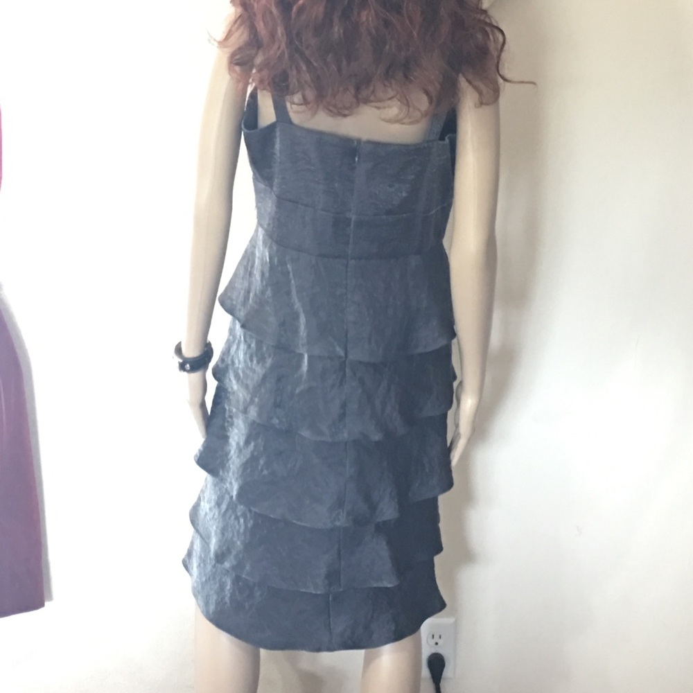 Dress - Picture 3 of 5