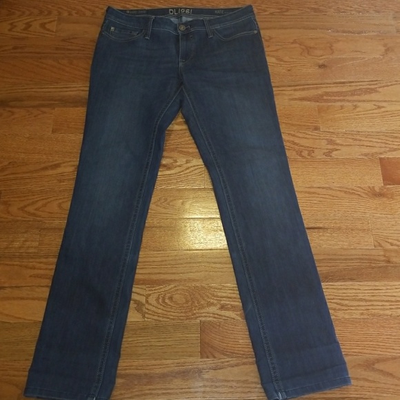 Jeans - Picture 1 of 4