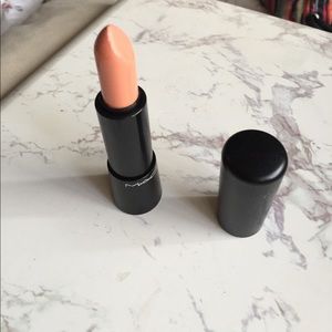 MAC lippies