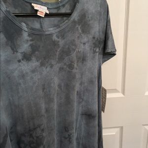 TIE DYE lularoe XS Carly. NWT
