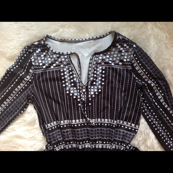 ETHNIC BOHO PRINT LIGHT WEIGHT POLY ROMPER SZ L/8 - Picture 7 of 8