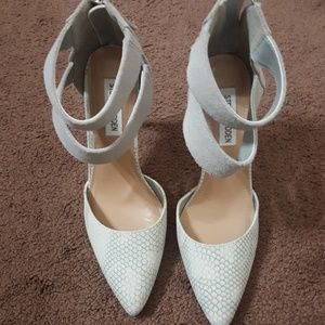 Beautiful grey heels