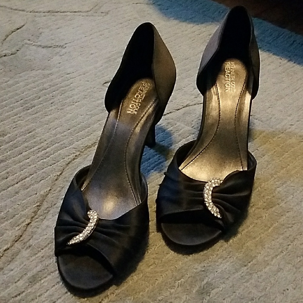 Kenneth Cole silk and swarovski cristal shoes