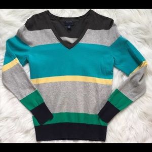 Tommy Hilfiger V-Neck striped Pull Over sweater