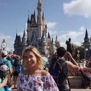 Meet your Posher, Jasmine