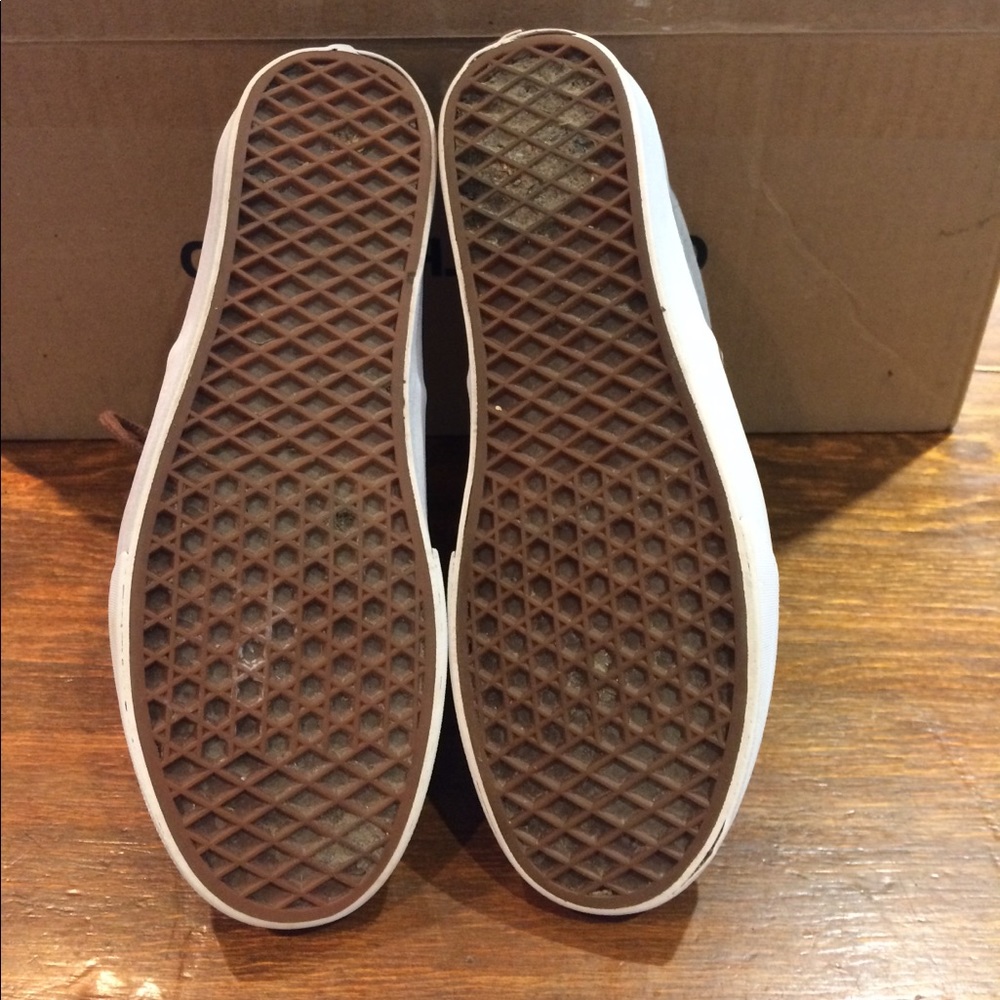 Vans - Picture 4 of 4