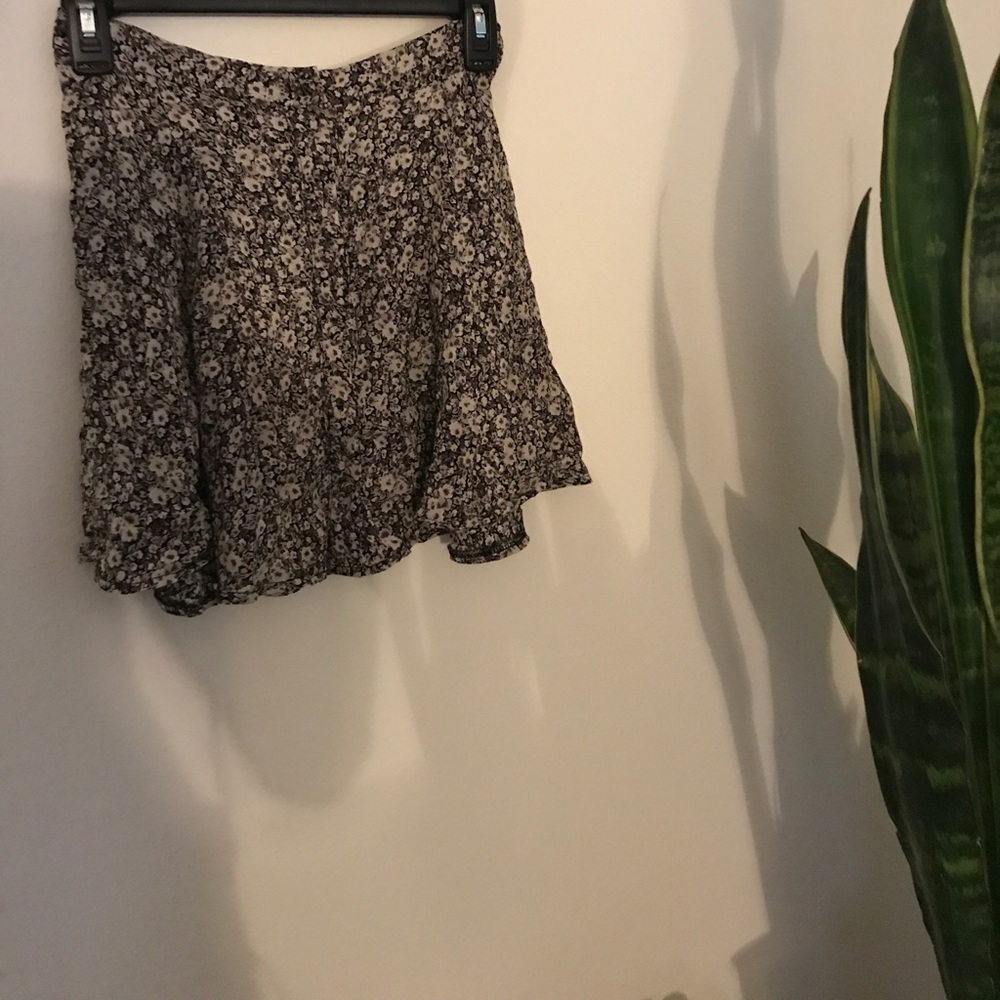 🛑Button up floral skater skirt🛑