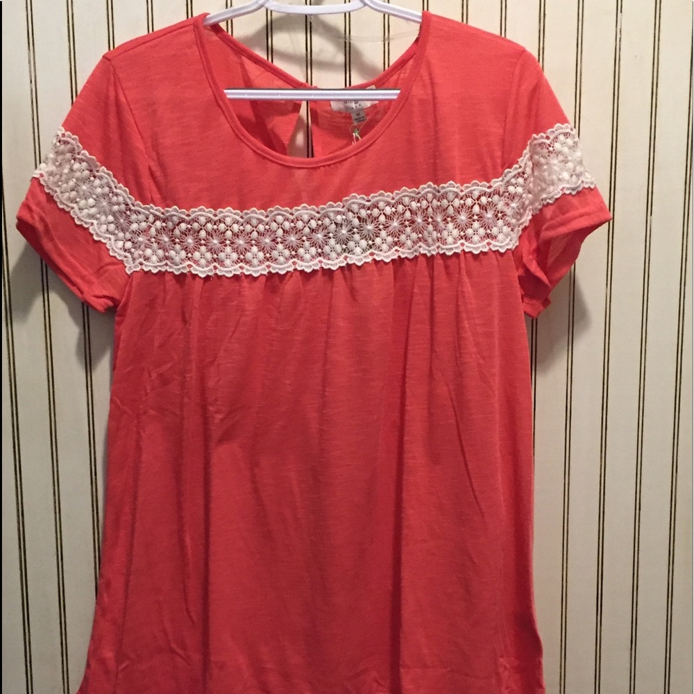 Umgee coral blouse