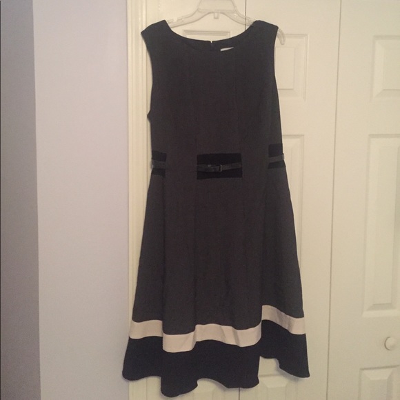 Calvin Klein Dresses & Skirts - Calvin Klein sleeveless dress with patent belt.