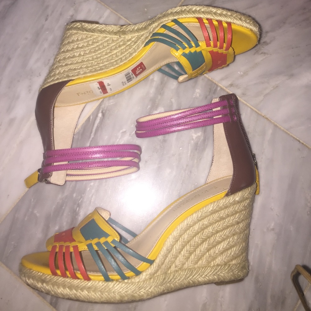 Colorful Wedges - Picture 2 of 6