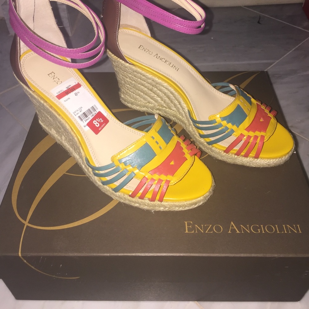 Colorful Wedges - Picture 3 of 6