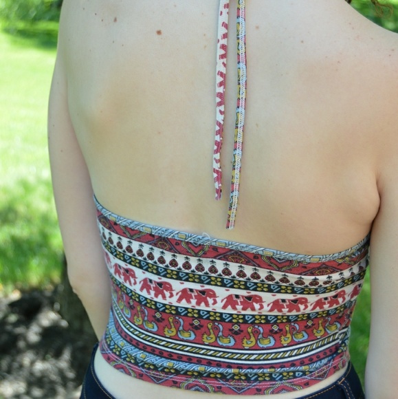 Urban Outfitters Patterned Crop Top - Picture 2 of 3