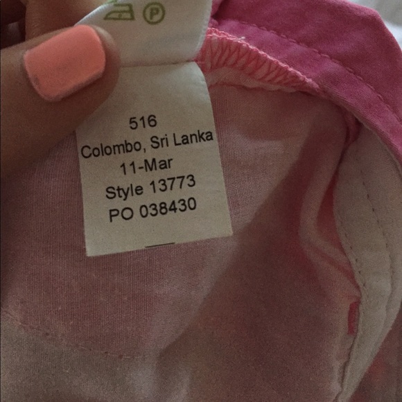 Lilly Pulitzer shorts! They are a bright pink! - Picture 4 of 4