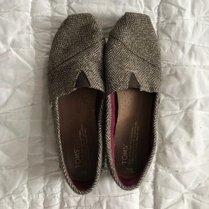TOMS Classics Chevron Shoes