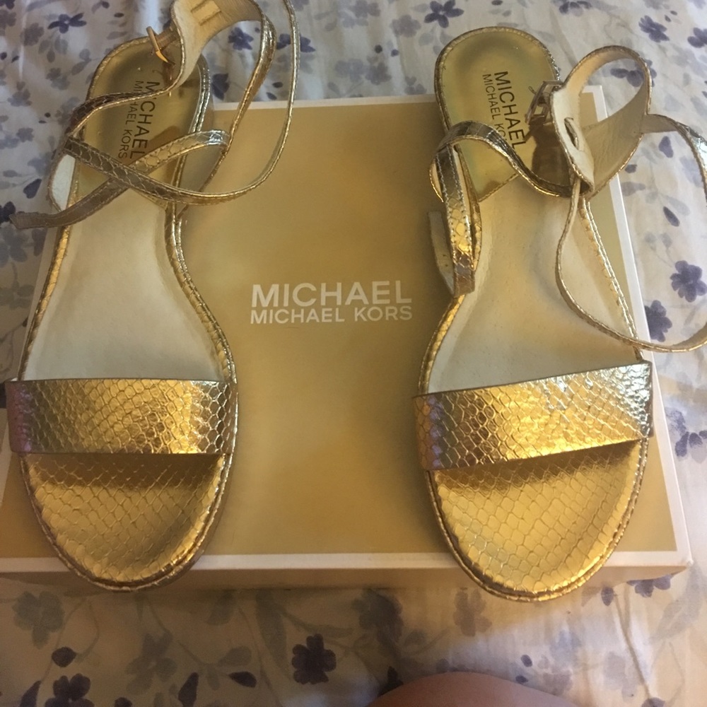 Michael kors gold sandals