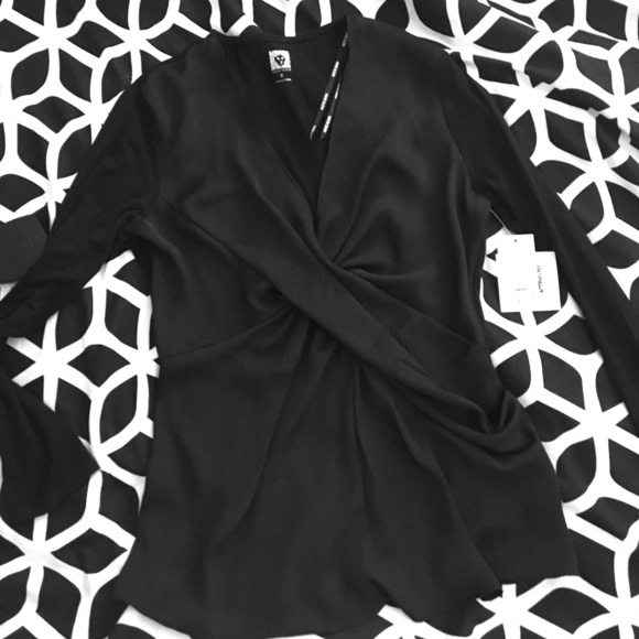 Anne Klein Black Top With Tags - Picture 1 of 2