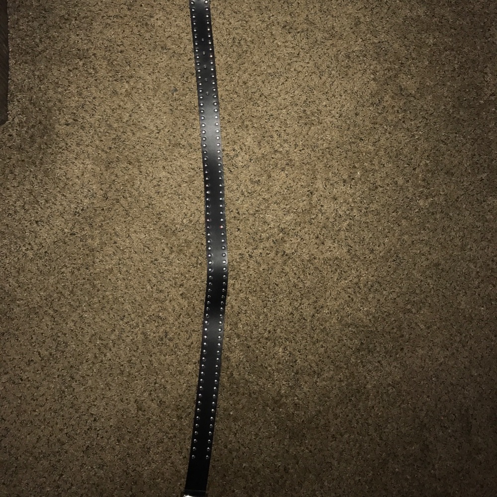NWOT...H-D RIVTED BLACK BELT - Picture 6 of 6