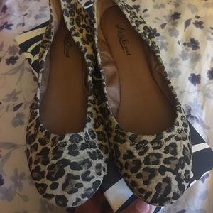 Lucky brand flats