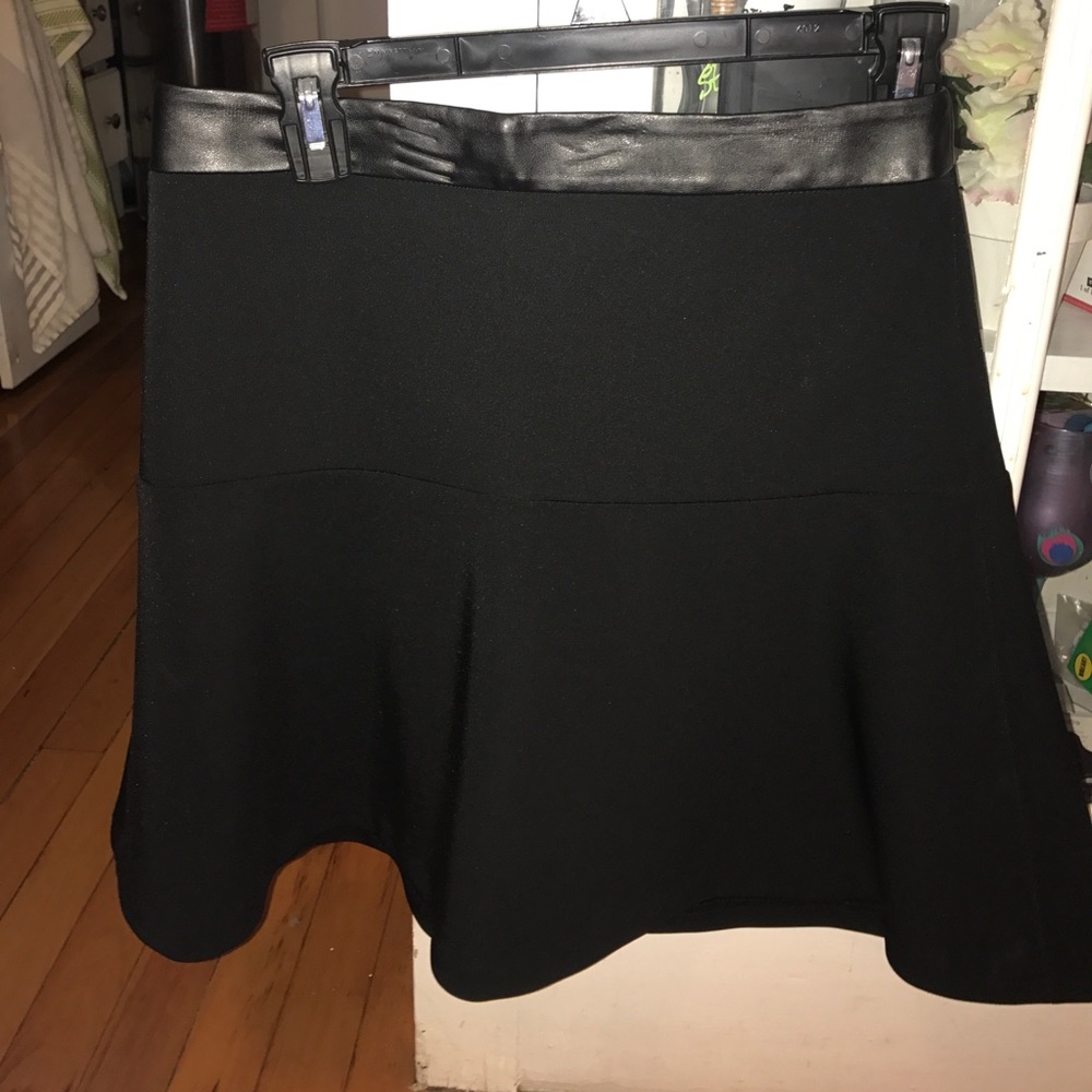 Ann Taylor Black Skirt