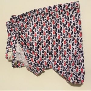 Vineyard Vines Patriotic Whale shorts