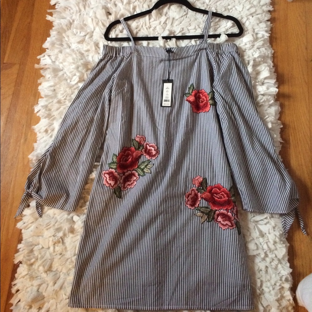 Off shoulder dress