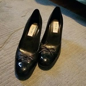 Isaac mizrahi leather shoes