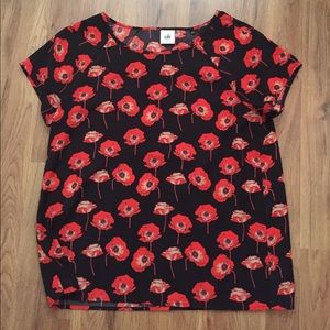 NWOT Cabi Flanders top