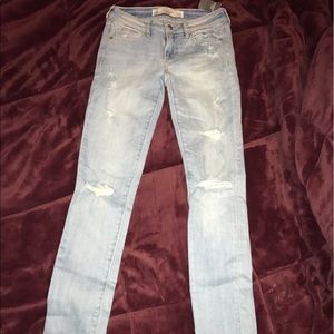 NWT A&F light wash jeans 00