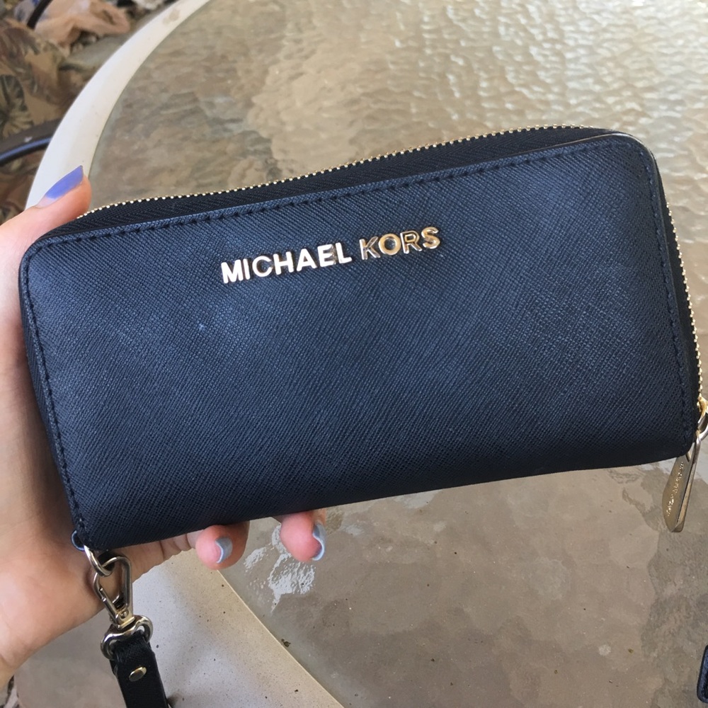 Michael Kors wallet