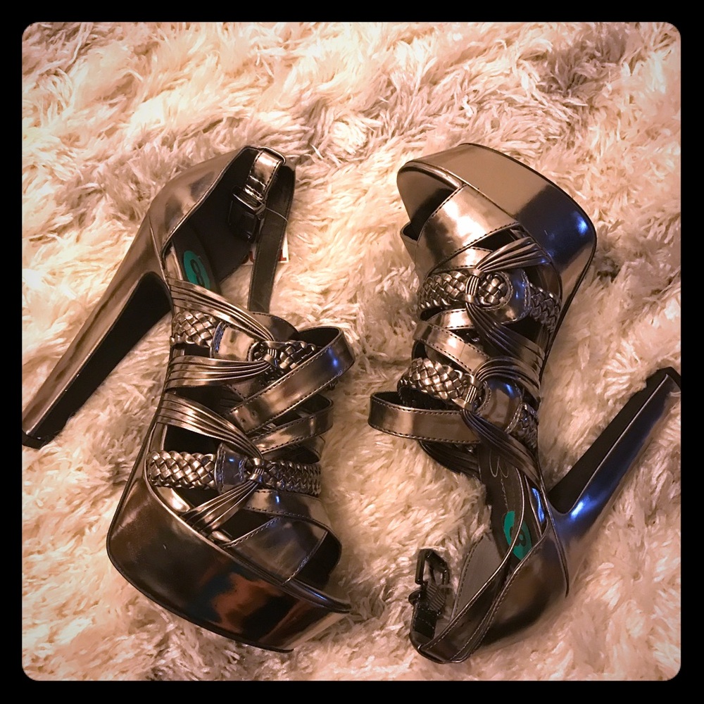 Jessica Simpson Metallic Heels