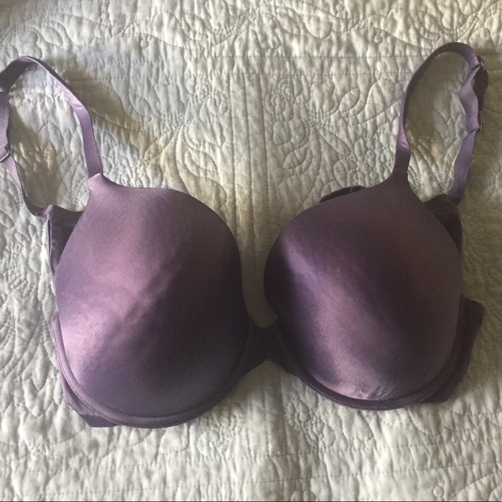 Victoria Secrets Full Coverage Bra