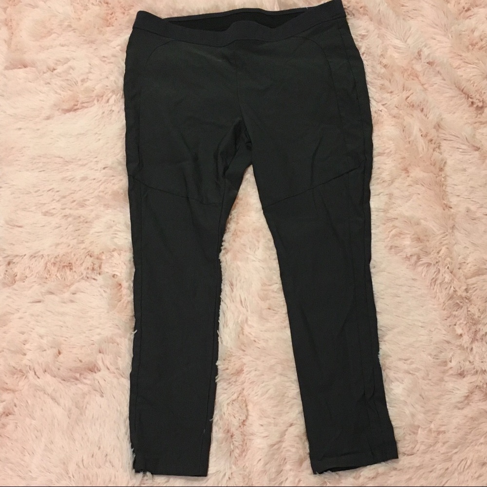 Simply Vera stretchy dress pants