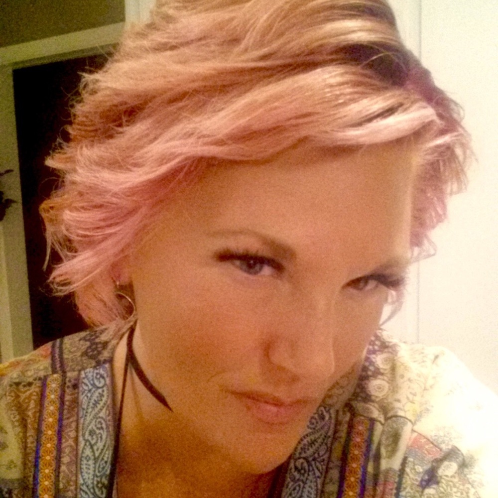 Meet your Posher, Angie