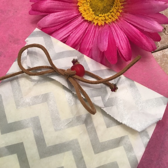 ✨Mickey Pendant Necklace✨ - Picture 6 of 7