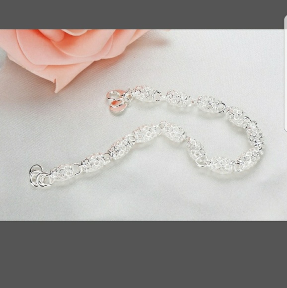 Jewelry - 💖GIFTED 💖 FASHION BRACELET 💖💎