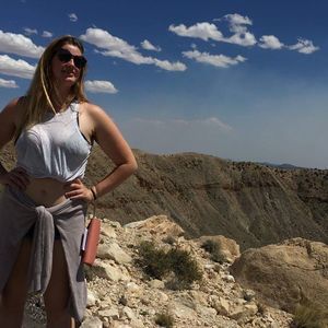 Meet your Posher, Megan