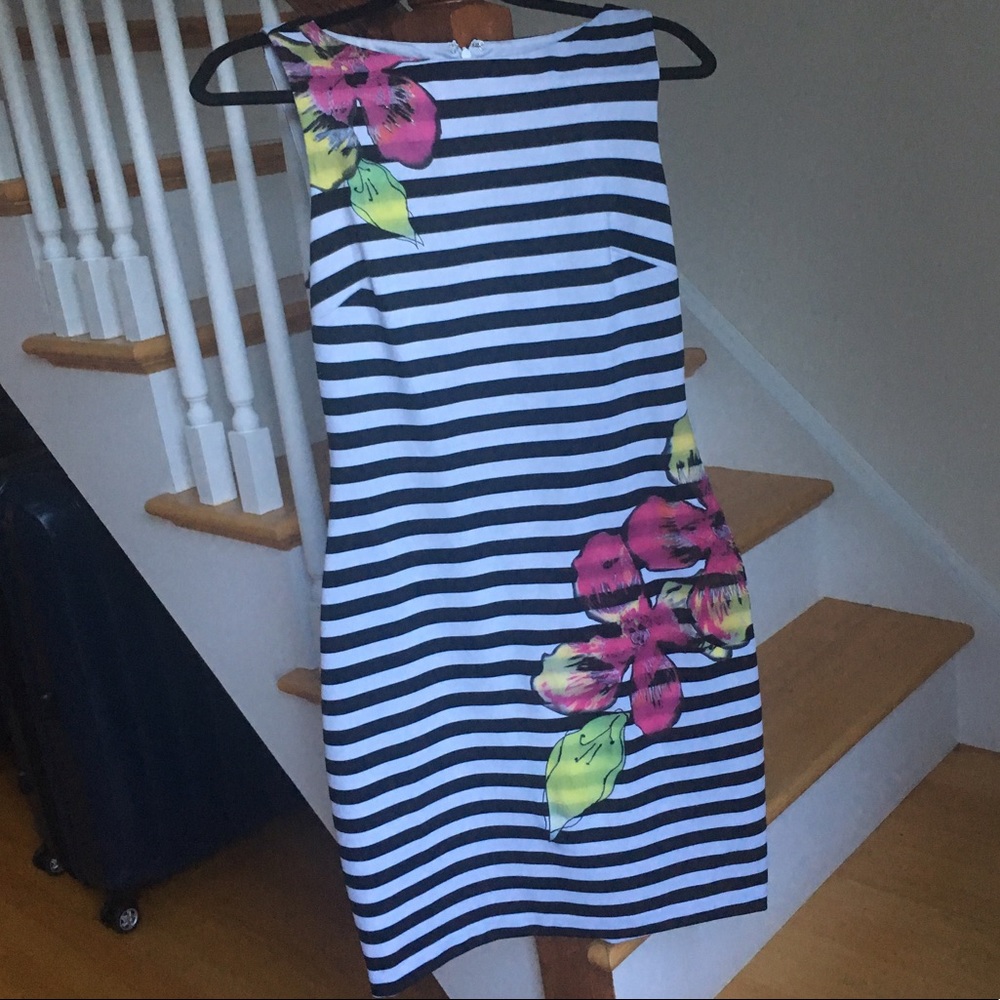 CACHE striped mini dress w/floral accents, size 10