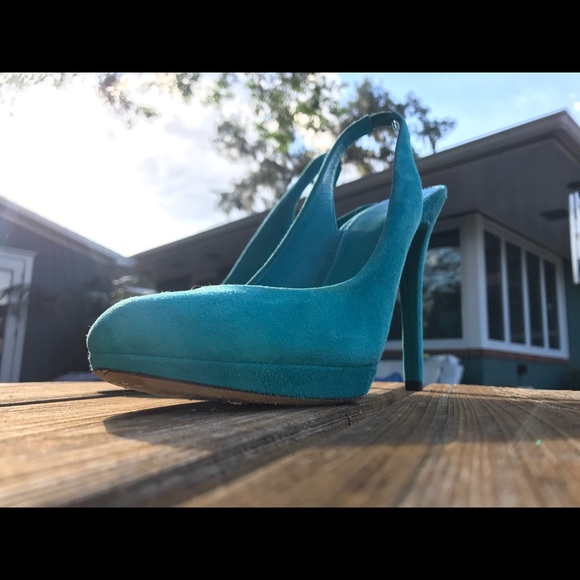 Brian Atwood turquoise suede pump slingback heel - Picture 3 of 5