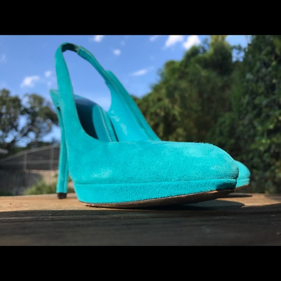 Brian Atwood turquoise suede pump slingback heel - Picture 5 of 5