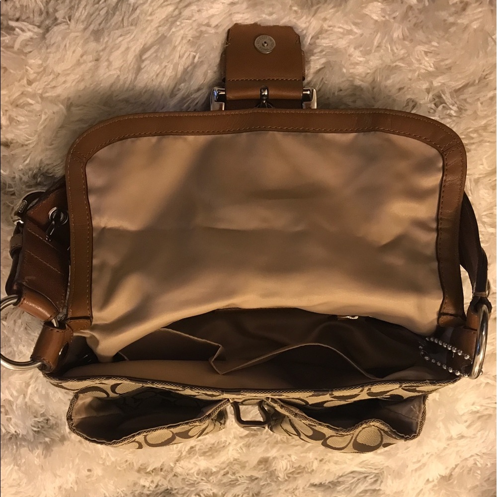 Coach Bag - Picture 3 of 5