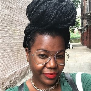 Meet your Posher, Kenia